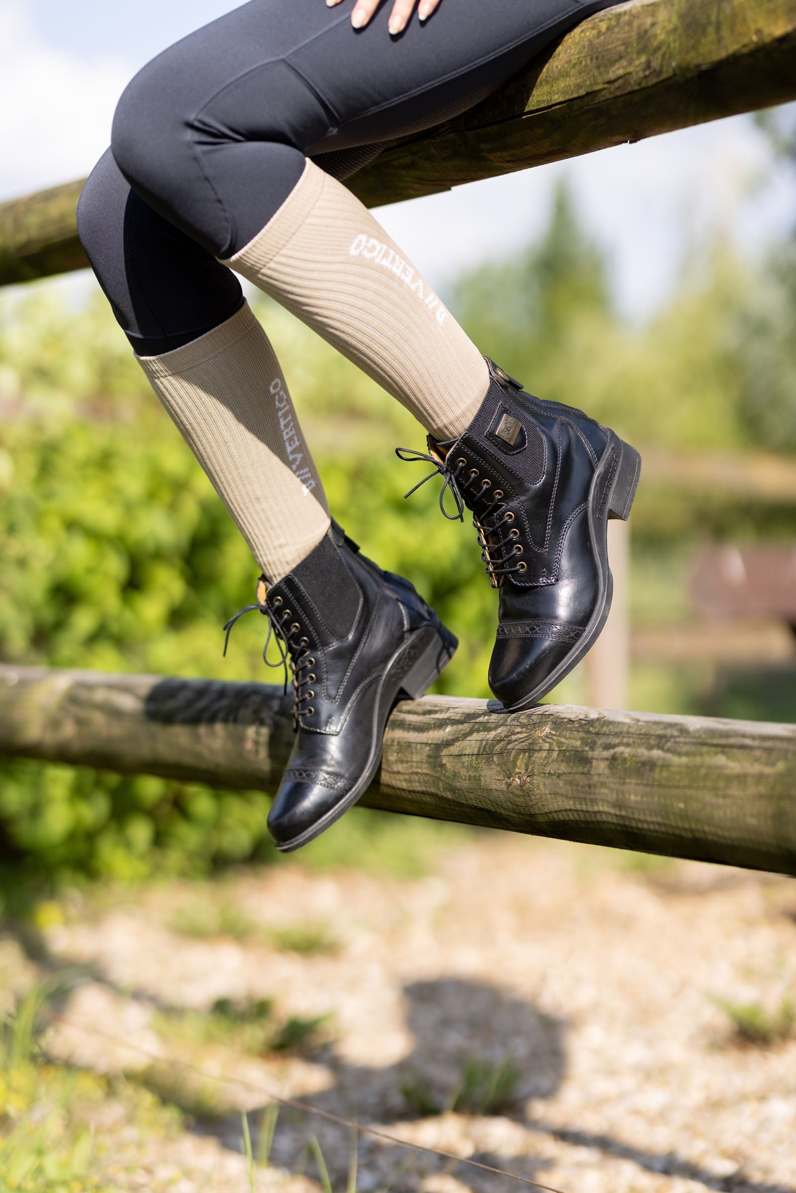 B Vertigo Women's Jupiter Front-Lace Leather Jodhpur Boots Riding Boots & Riding Shoes