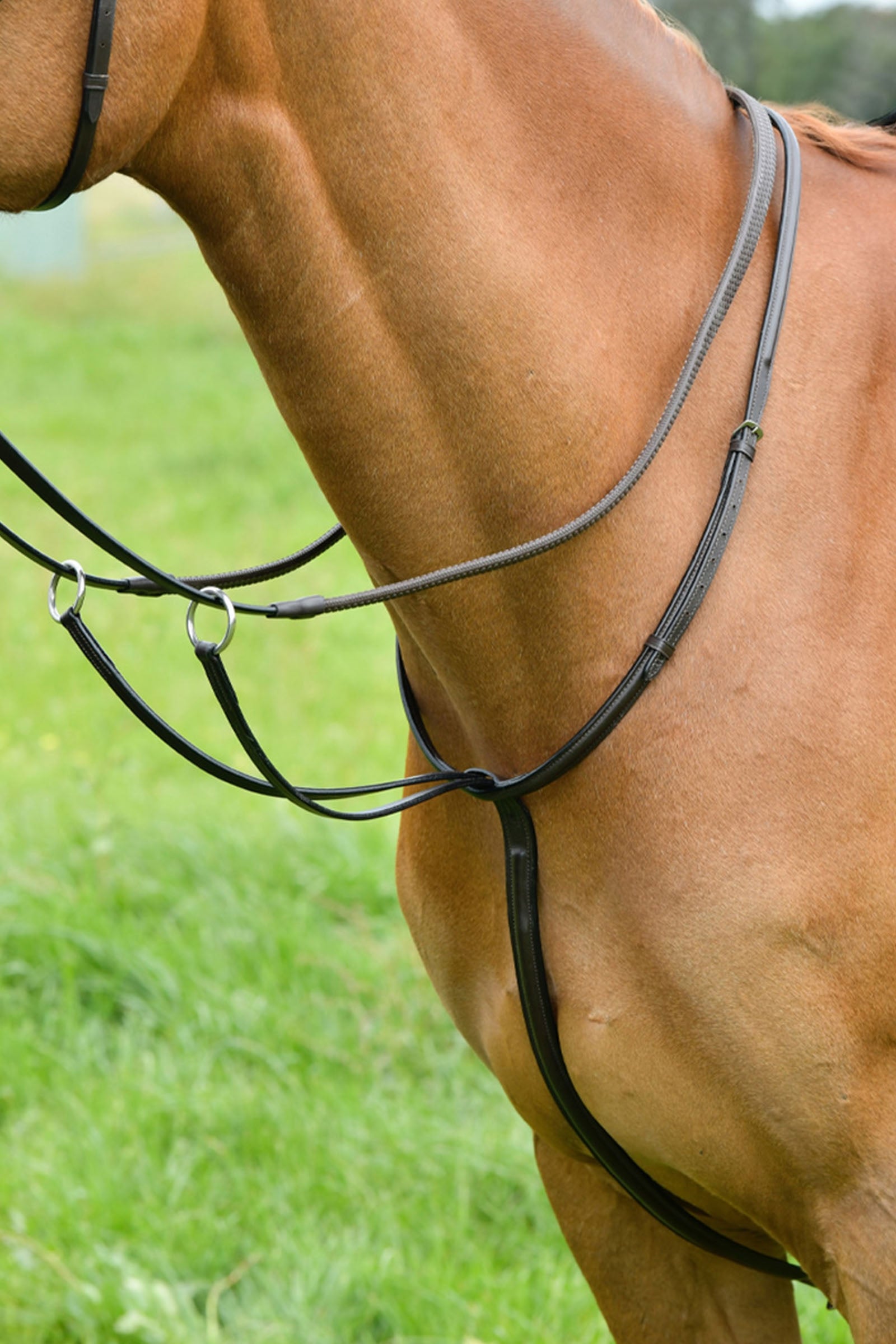 Kincade martingale à anneaux classique avec couture surélevée Briderie et enrênements