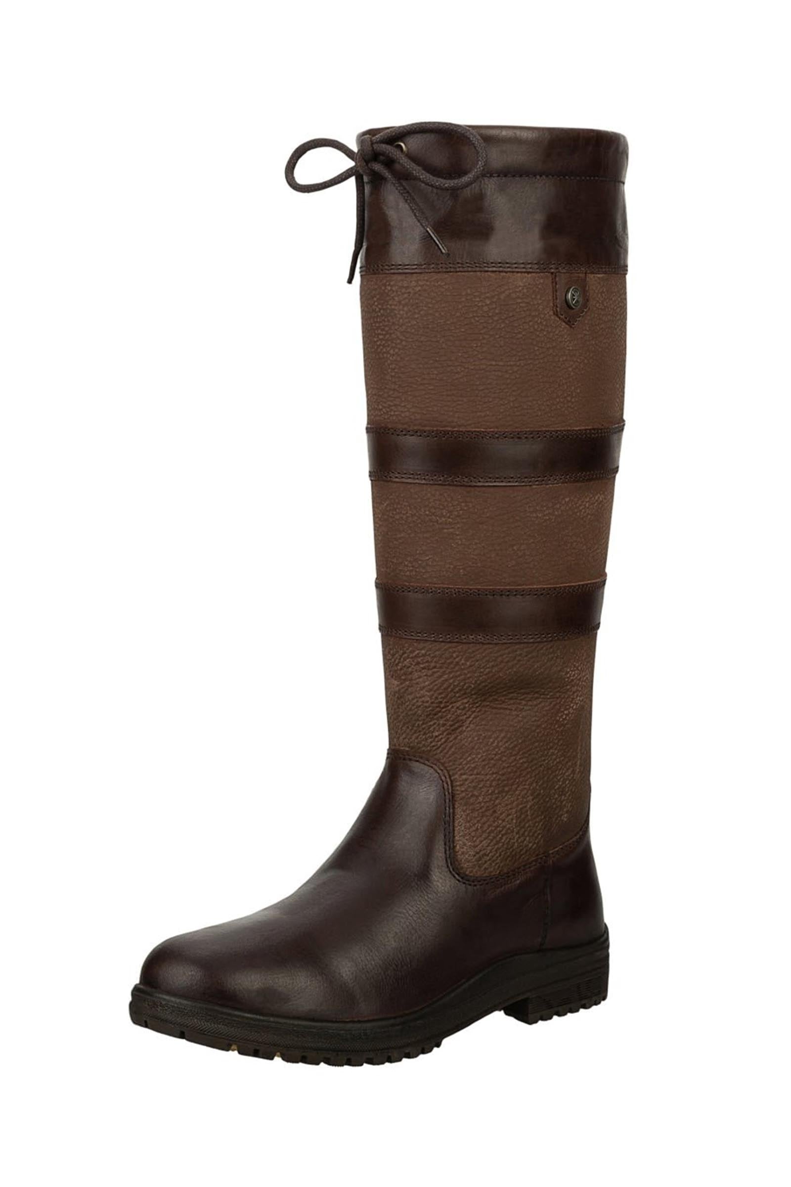 Bottes Et Shorts Pour Filles De Campagne Bottes Et Shorts Pour Filles De Campagne