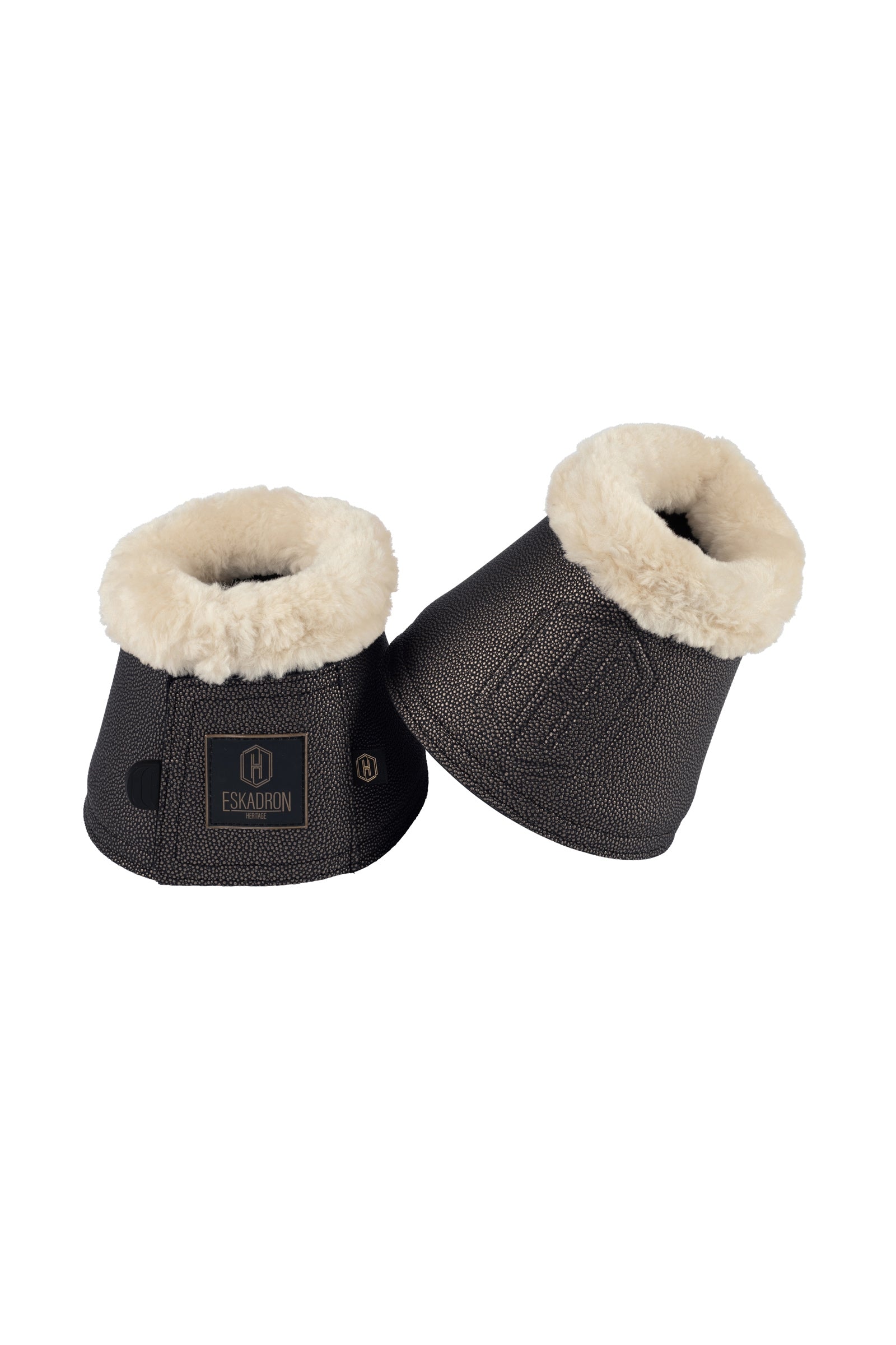 Eskadron Heritage AW24 Stingray Fauxfur Cloches Leg Protection & Hoof Protection for Horses