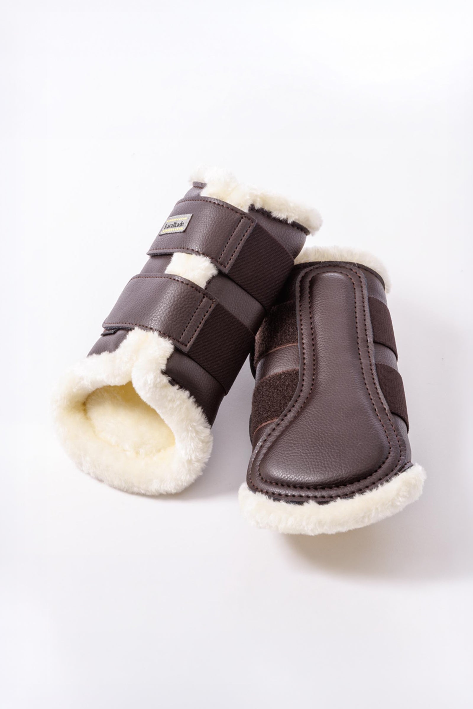 Kavalkade Anatomic guêtres en cuir synthétique avec fausse fourrure Leg Protection & Hoof Protection for Horses