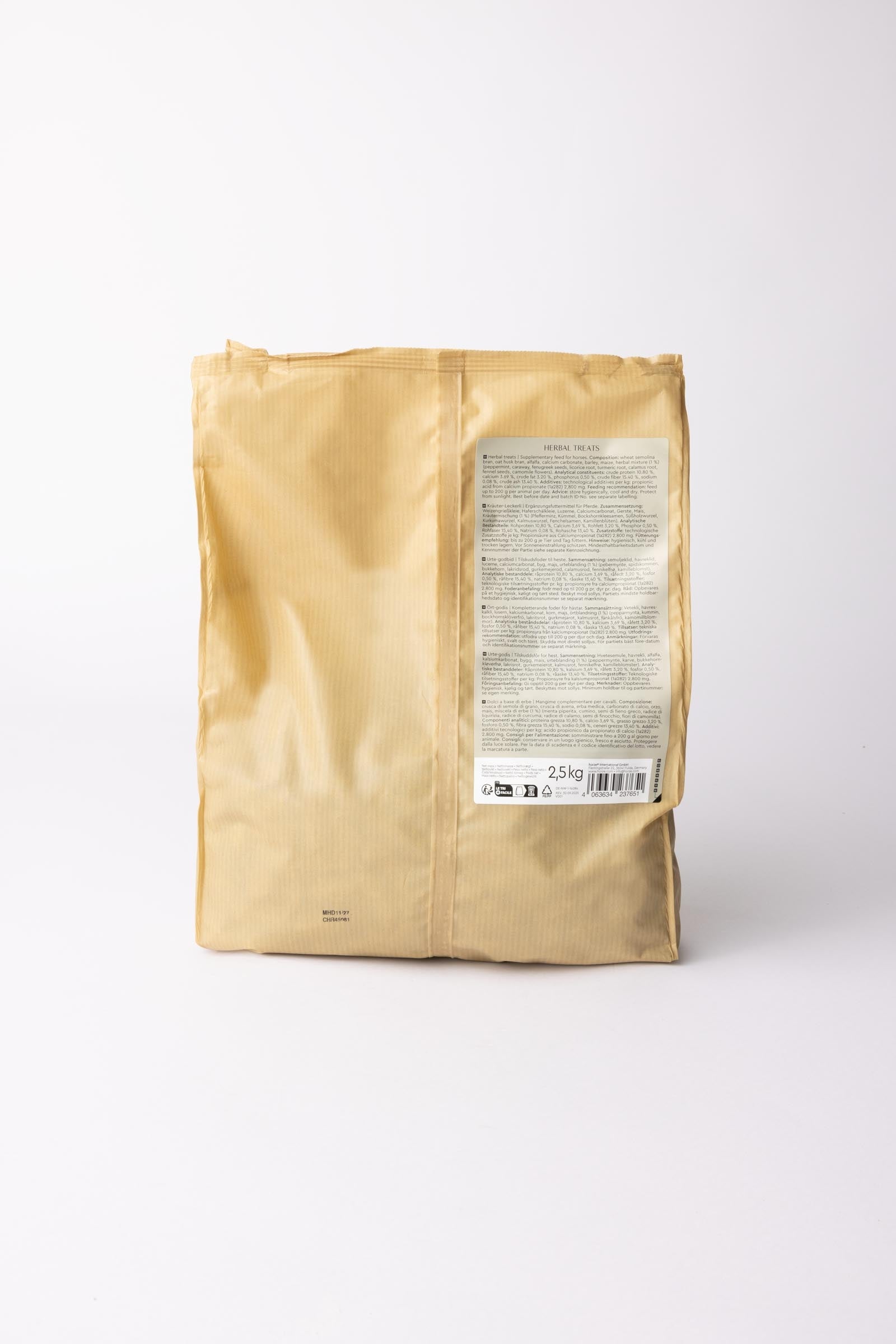Pack shot 2