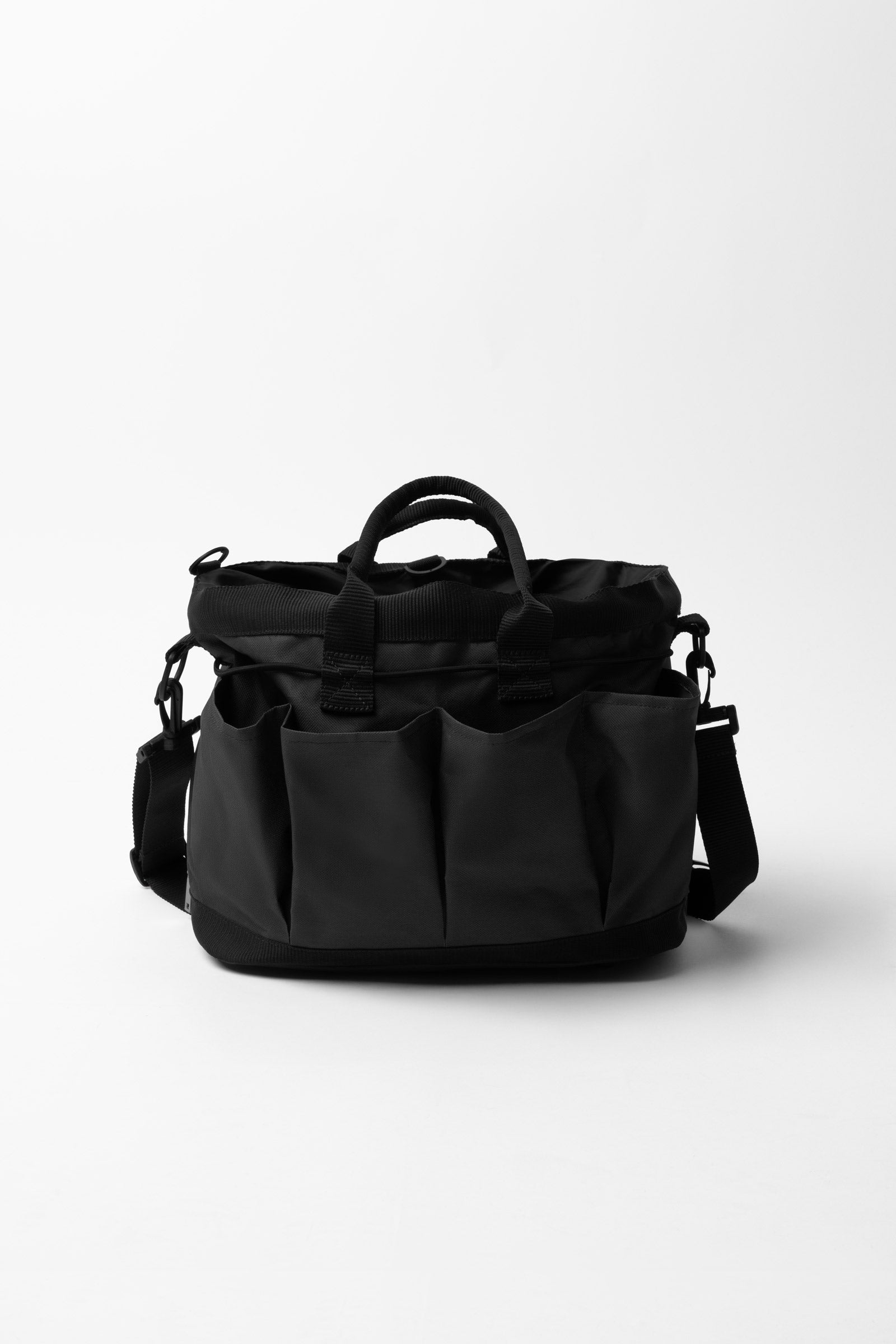 Pack shot 5