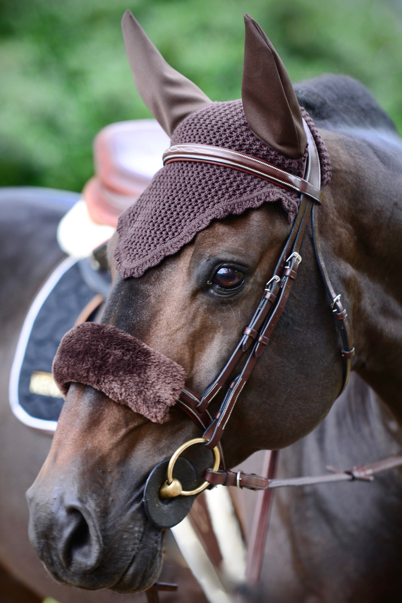 Kentucky Horsewear Fourreau de muserolle en mouton Briderie et enrênements