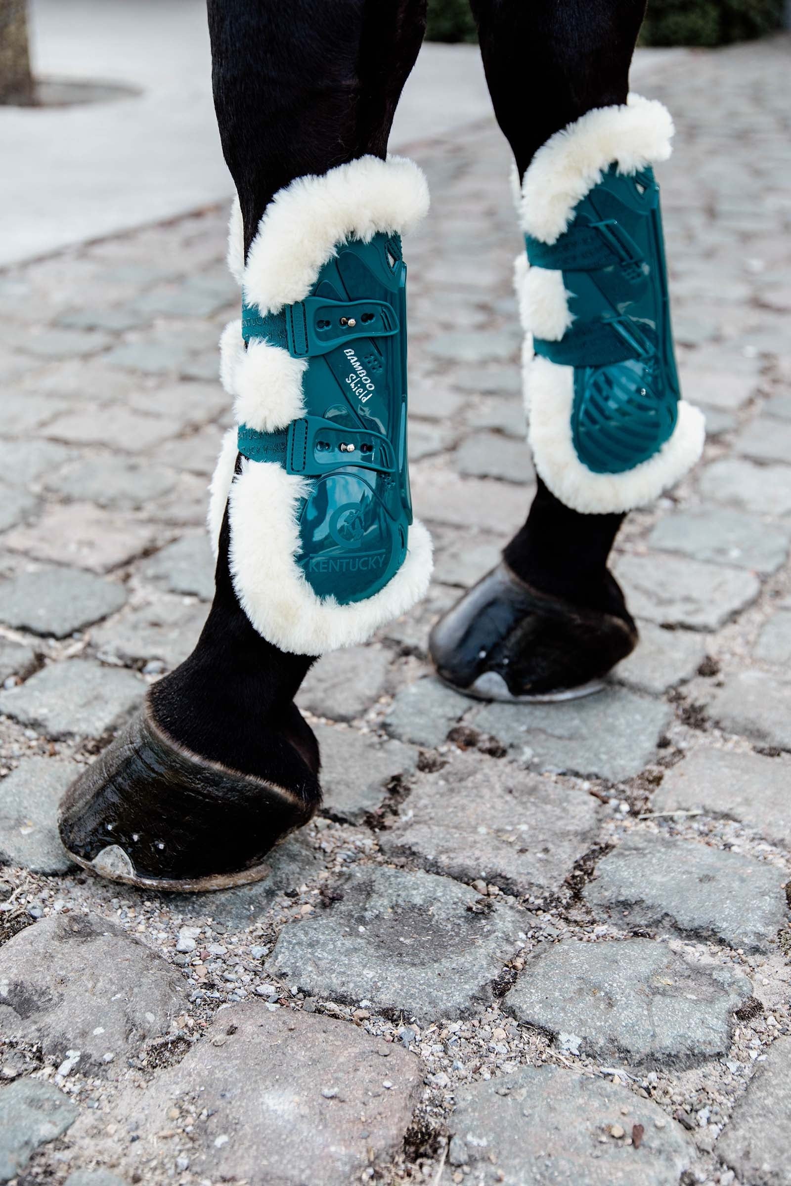 Kentucky Horsewear Guêtres Bamboo Elastic mouton vegan Leg Protection & Hoof Protection for Horses