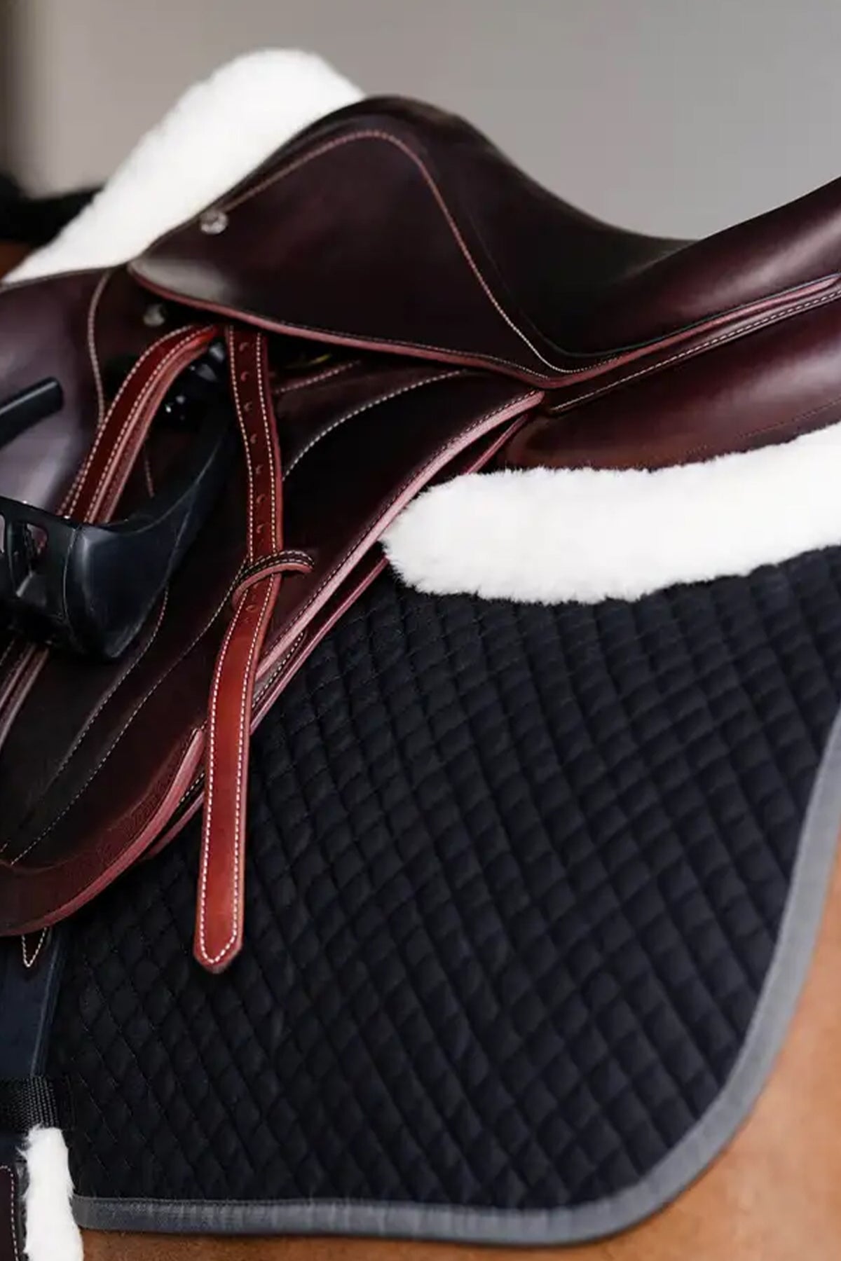EquiFit UltraWool™ Thin ImpacTeq® Half Pad with Shims Saddle Pads