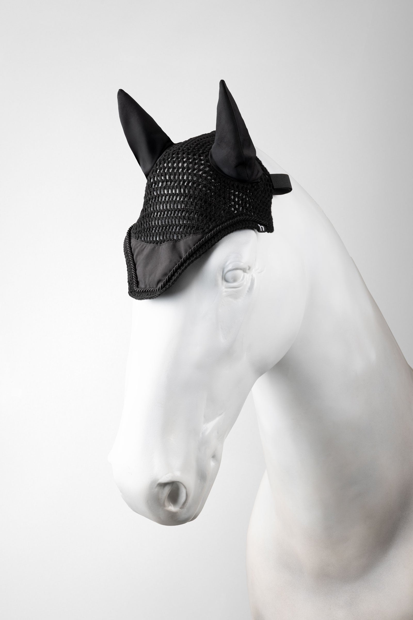 Horze Lucca Bonnet anti-mouches Tapis de selle