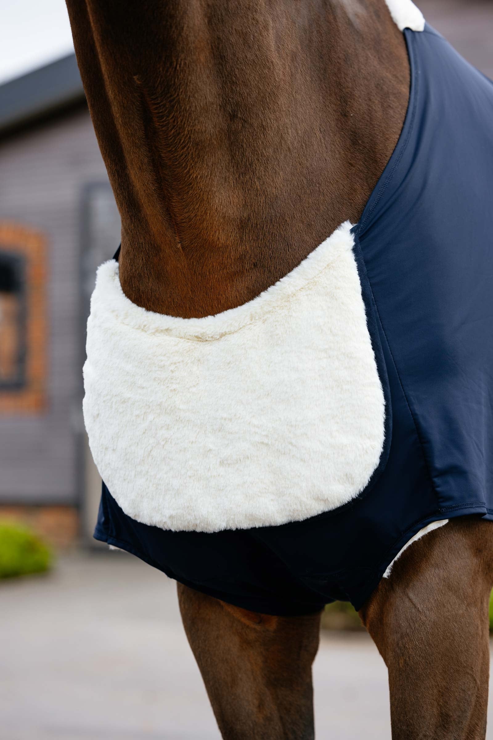 LeMieux Sensitive Friction-Free Chest Protector Couvertures cheval