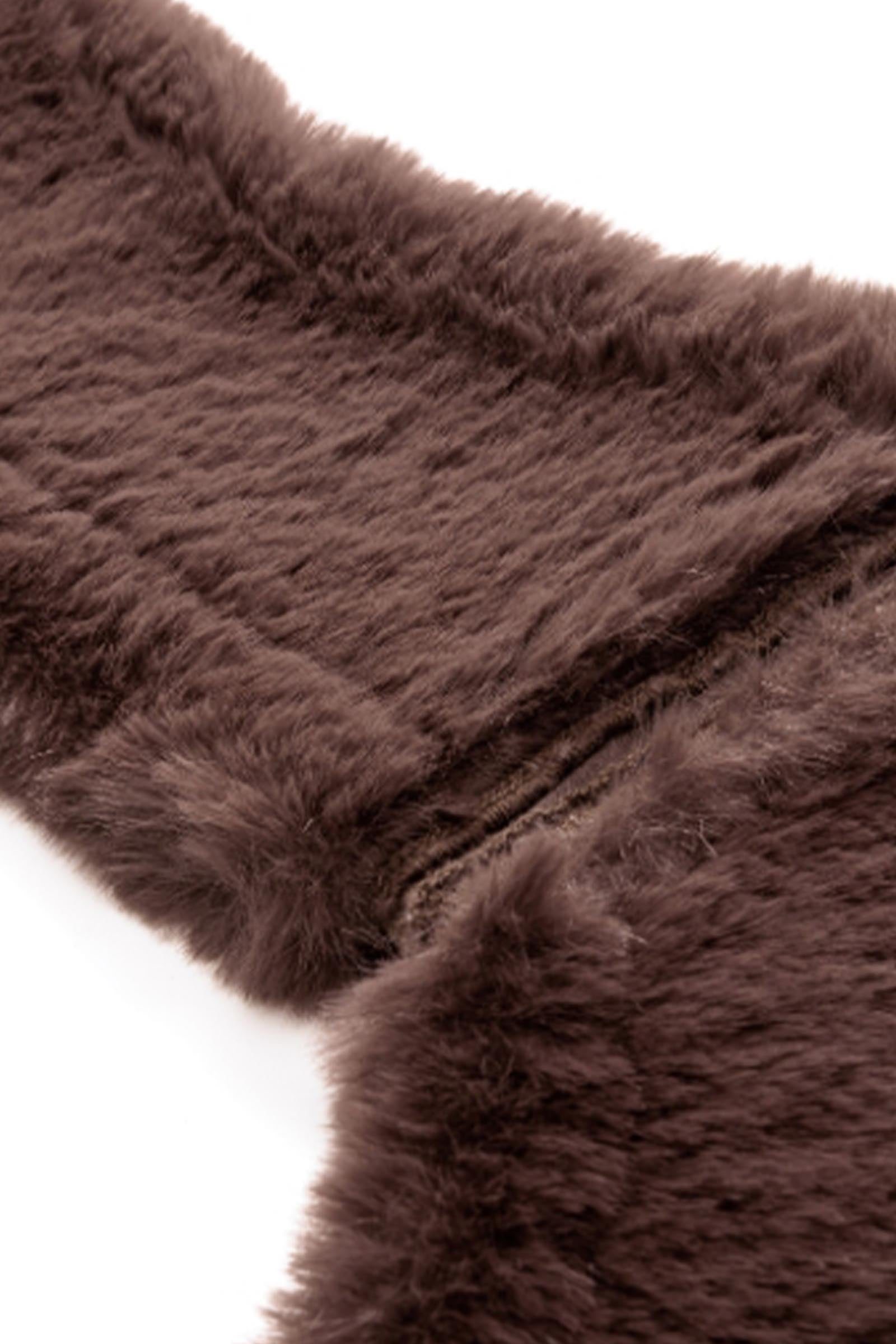 Kavalkade Gustav Studguard Cover, Faux Fur Saddles, Girths & Stirrups