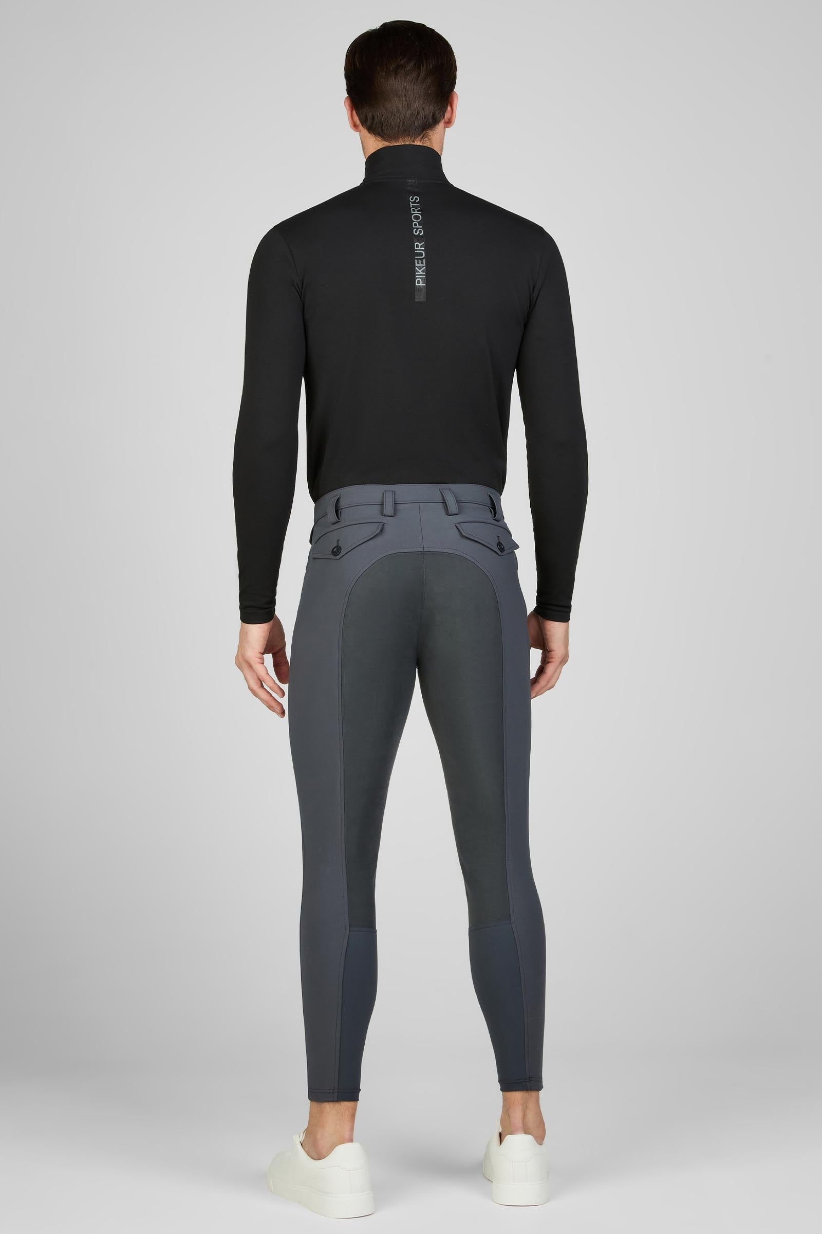 Model shot 1