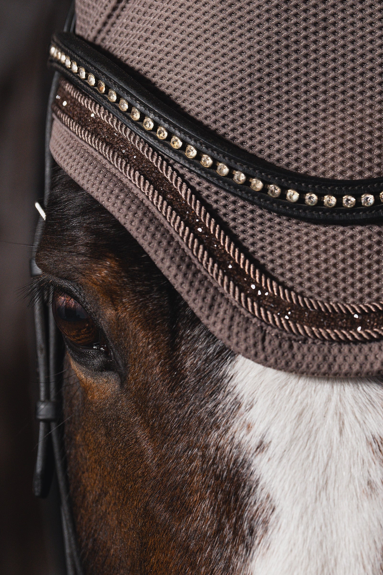 Eskadron Dynamic AW26 Dynair Mesh Jewel Fly Hood Saddle Pads