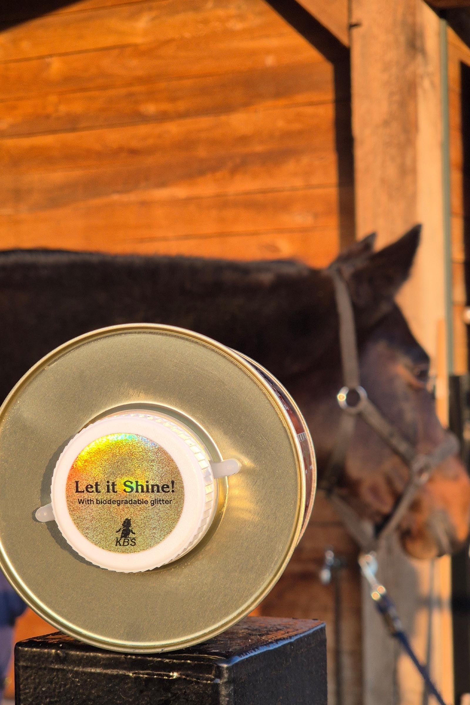 Kevin Bacon´s Kevin Bacon's Liquid Hoof Dressing Glitter Edition, 500 ml Horse Health Care