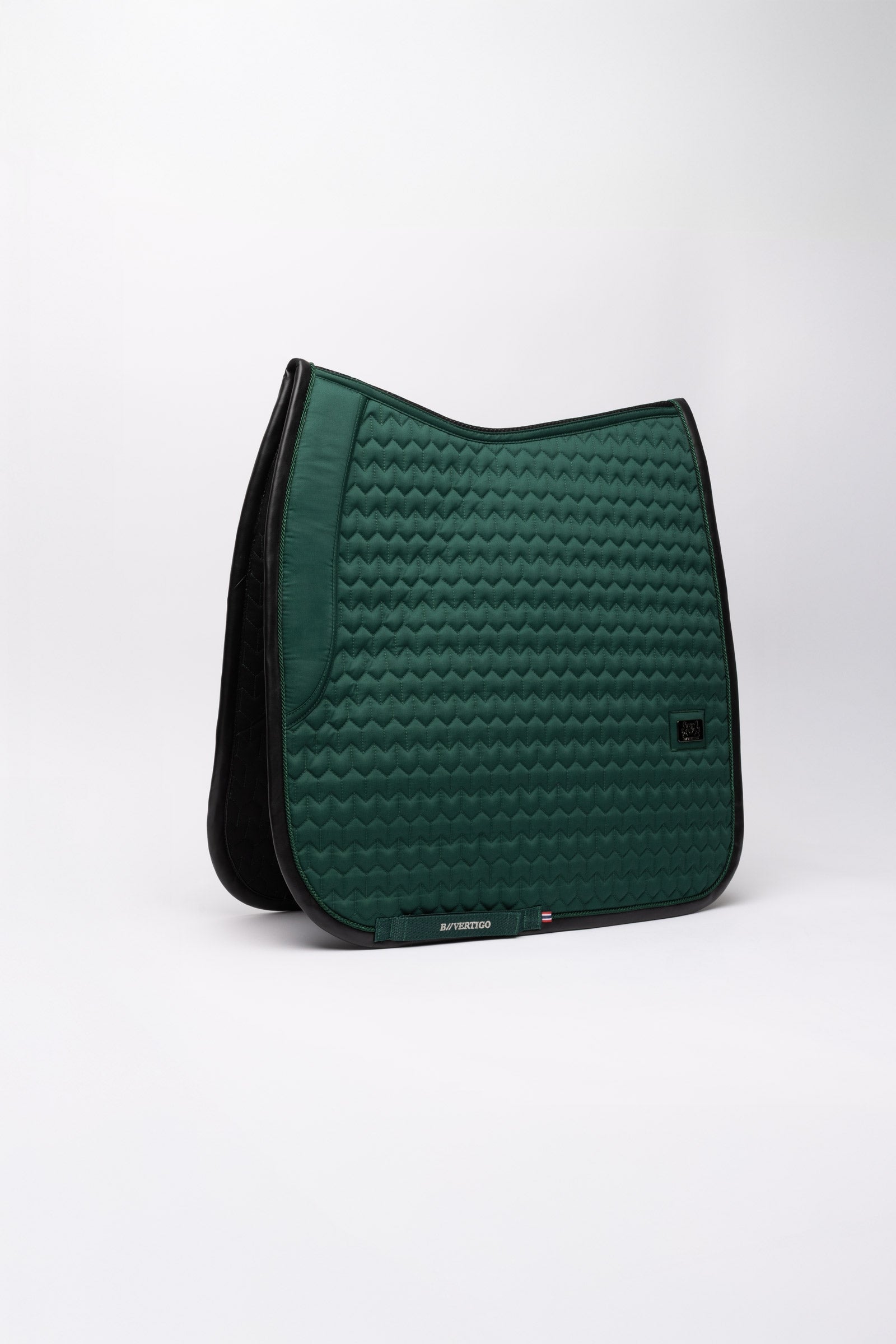 B Vertigo Velvet Koulusatulahuopa Tapis de selle