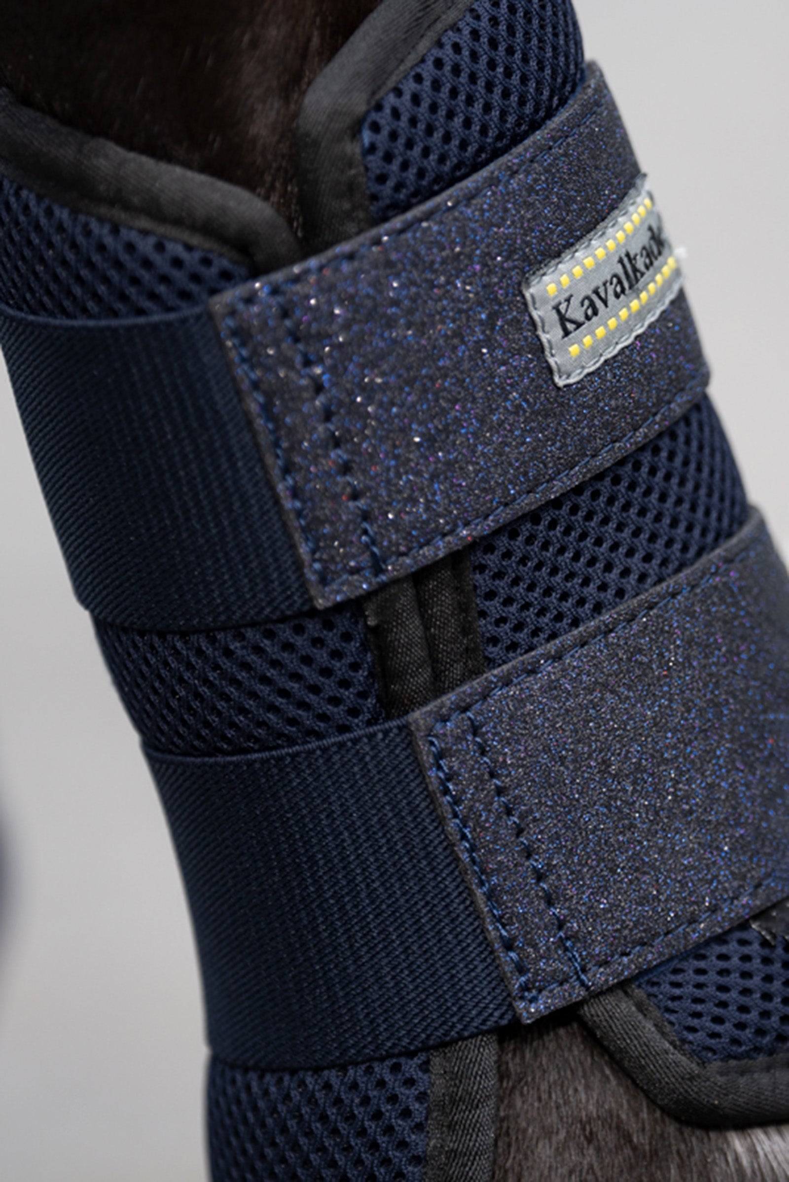 Kavalkade Anatomic Star Mesh Brushing Boots (1Pair) Leg & Hoof Protection