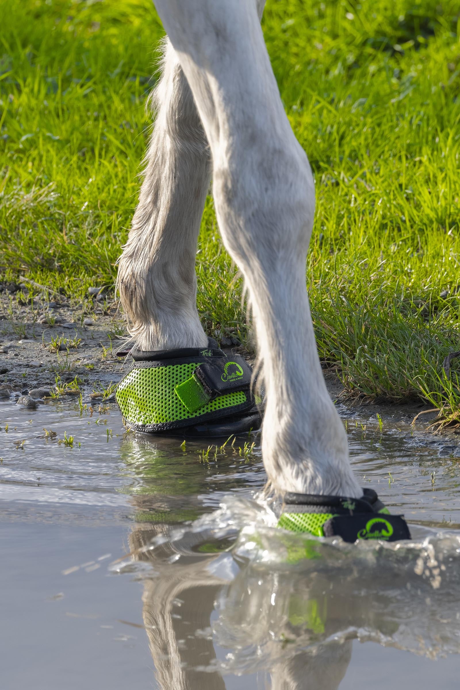 Cavallo Hoof Boots F.R.A. Trek Hoof Shoe (slim/pair) Leg Protection & Hoof Protection for Horses
