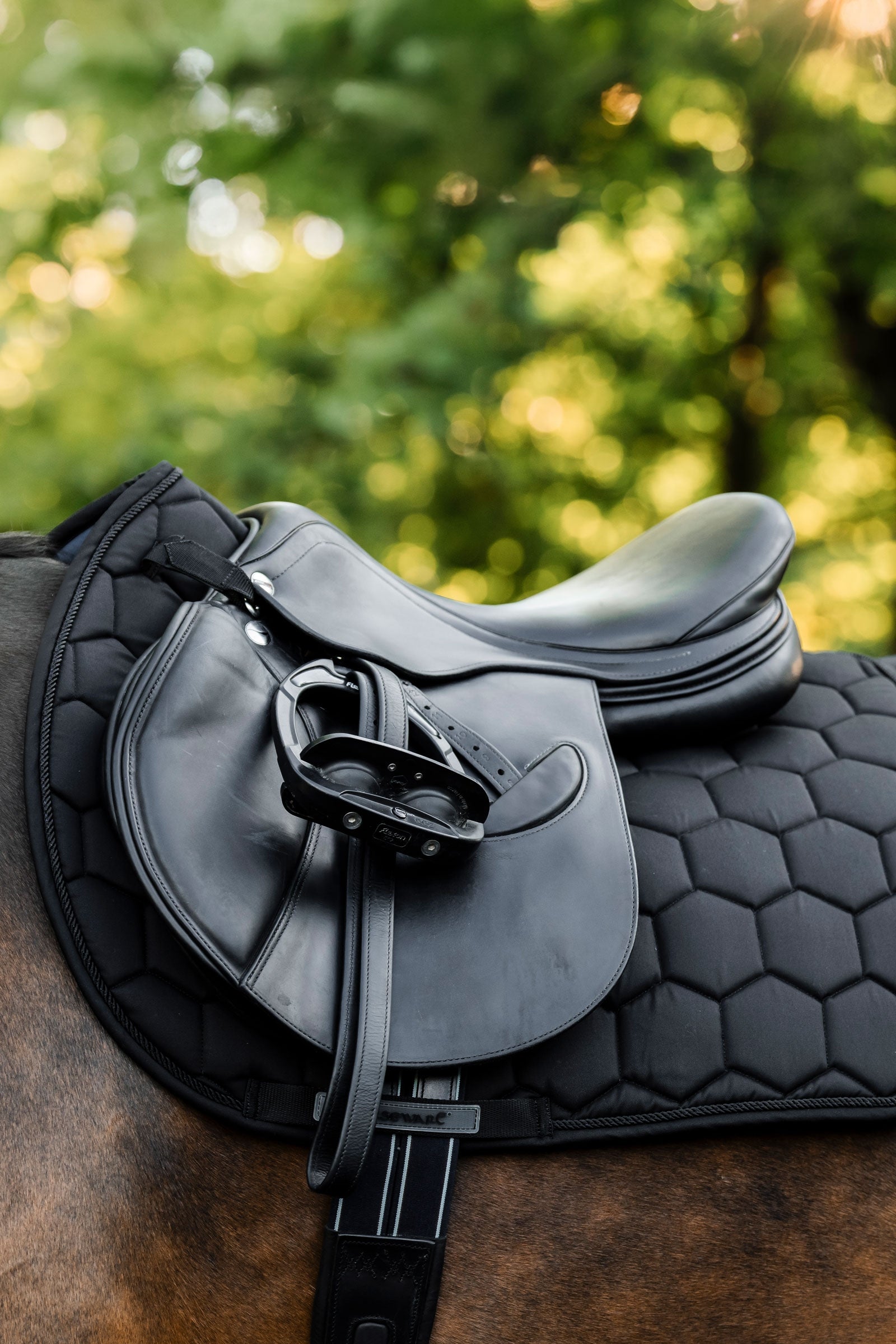 Horseware Ionic Close Contact Saddle Pad Saddle Pads