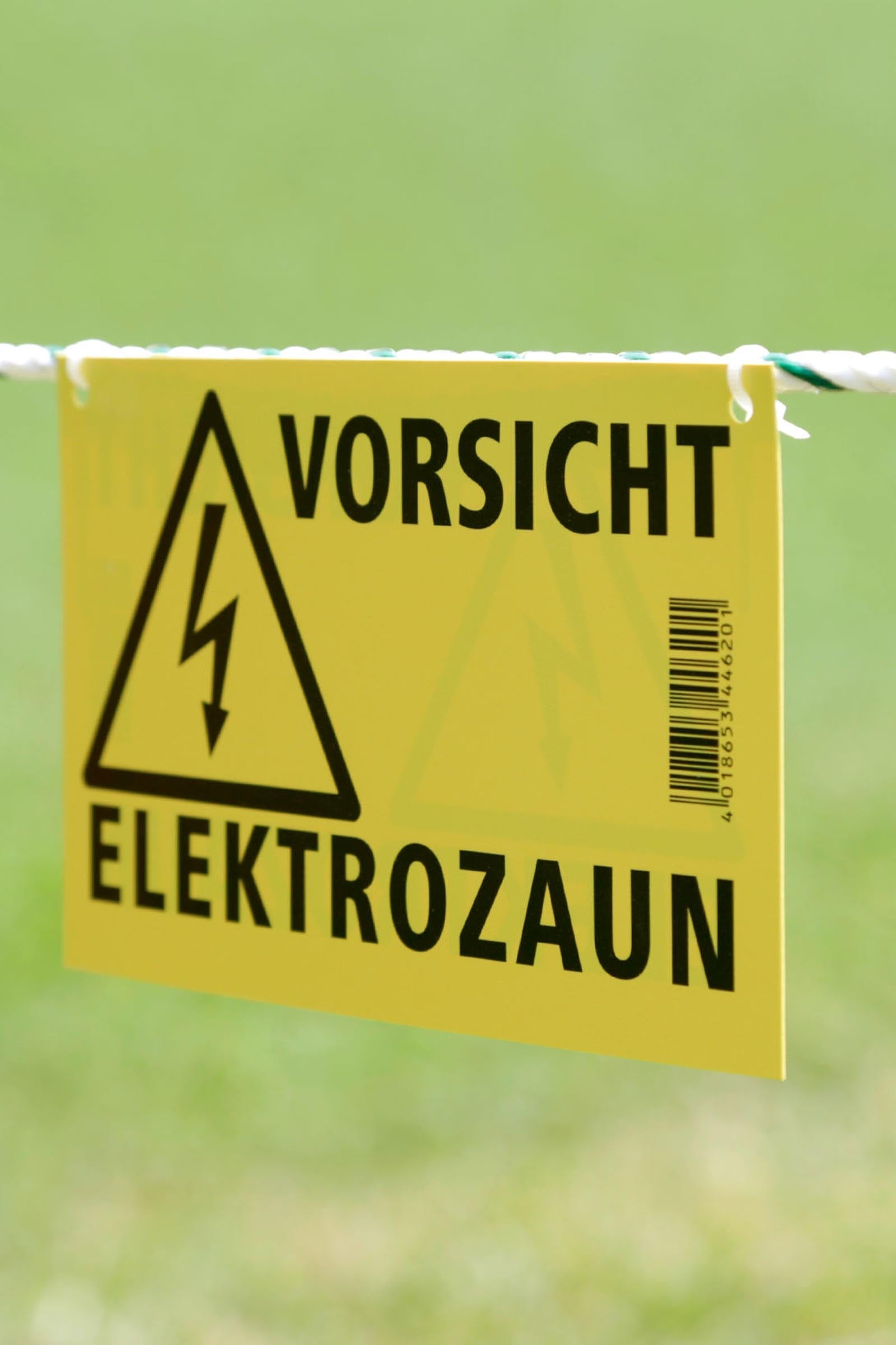 Corral CORRAL Warning Sign – Vorsicht Elektrozaun! Fencing Supplies