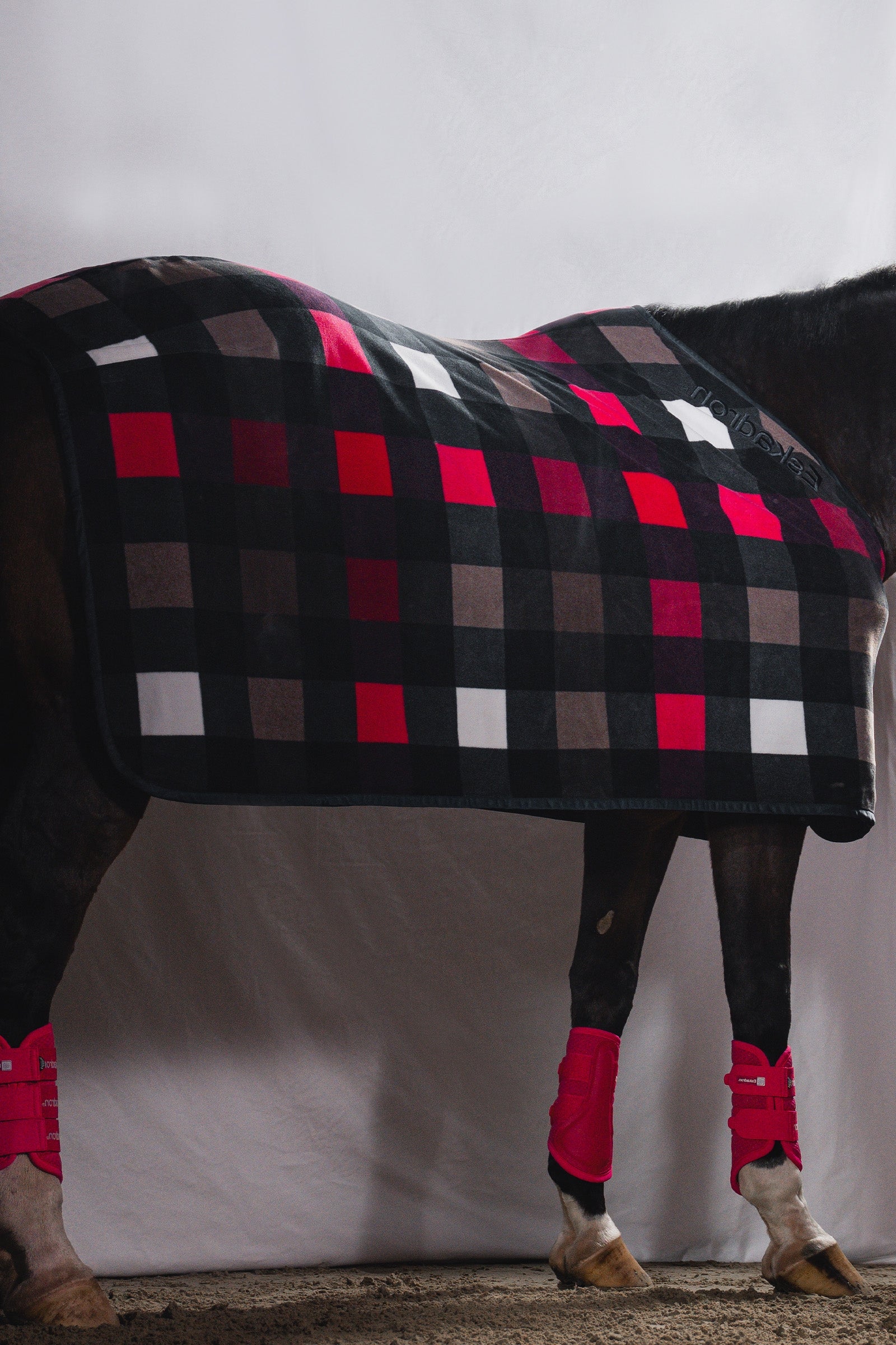 Eskadron Dynamic AW26 Fleece Check Sweat Rug Horse Rugs