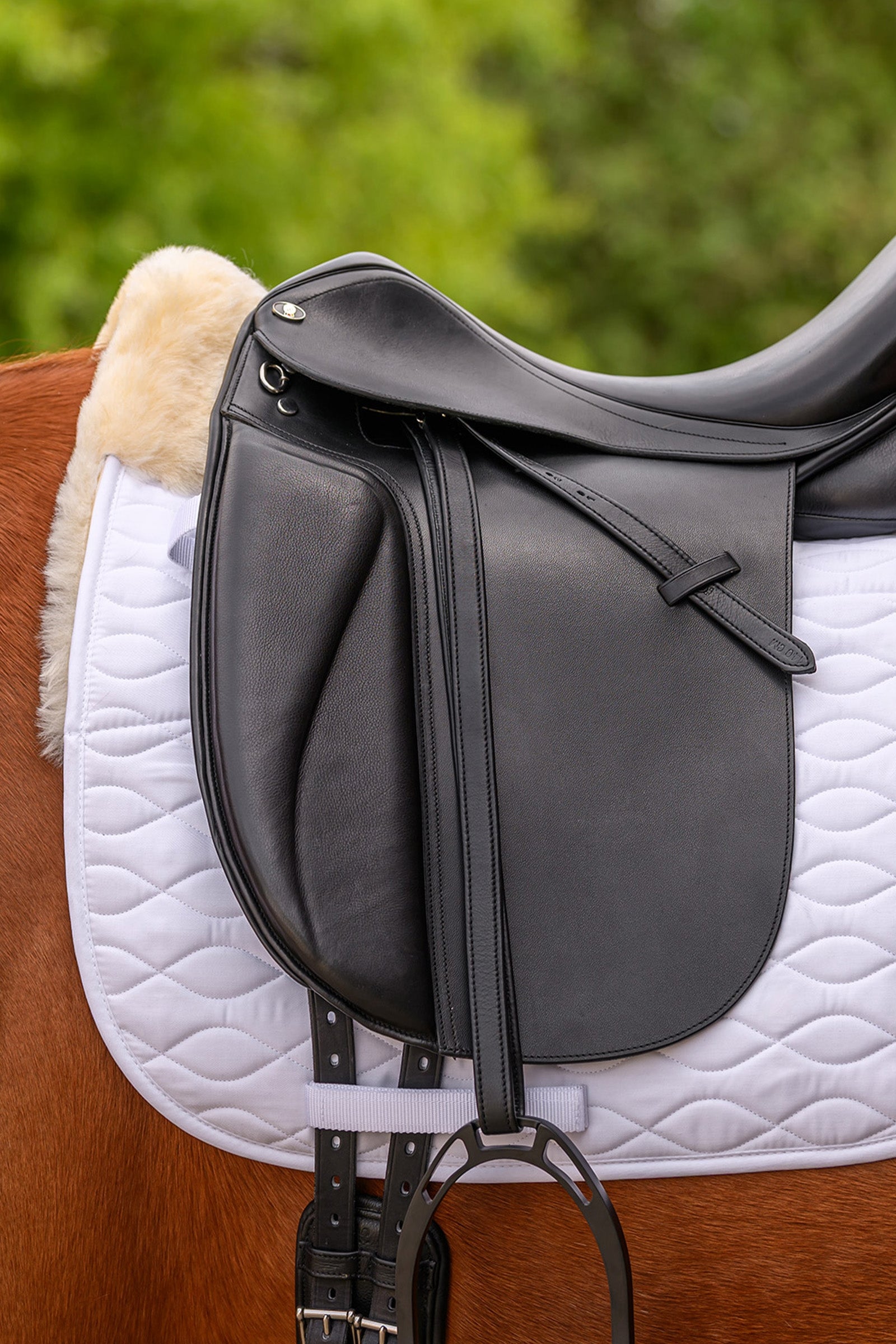 Waldhausen Milan Dressage Saddle Pad With Lambskin Saddle Pads