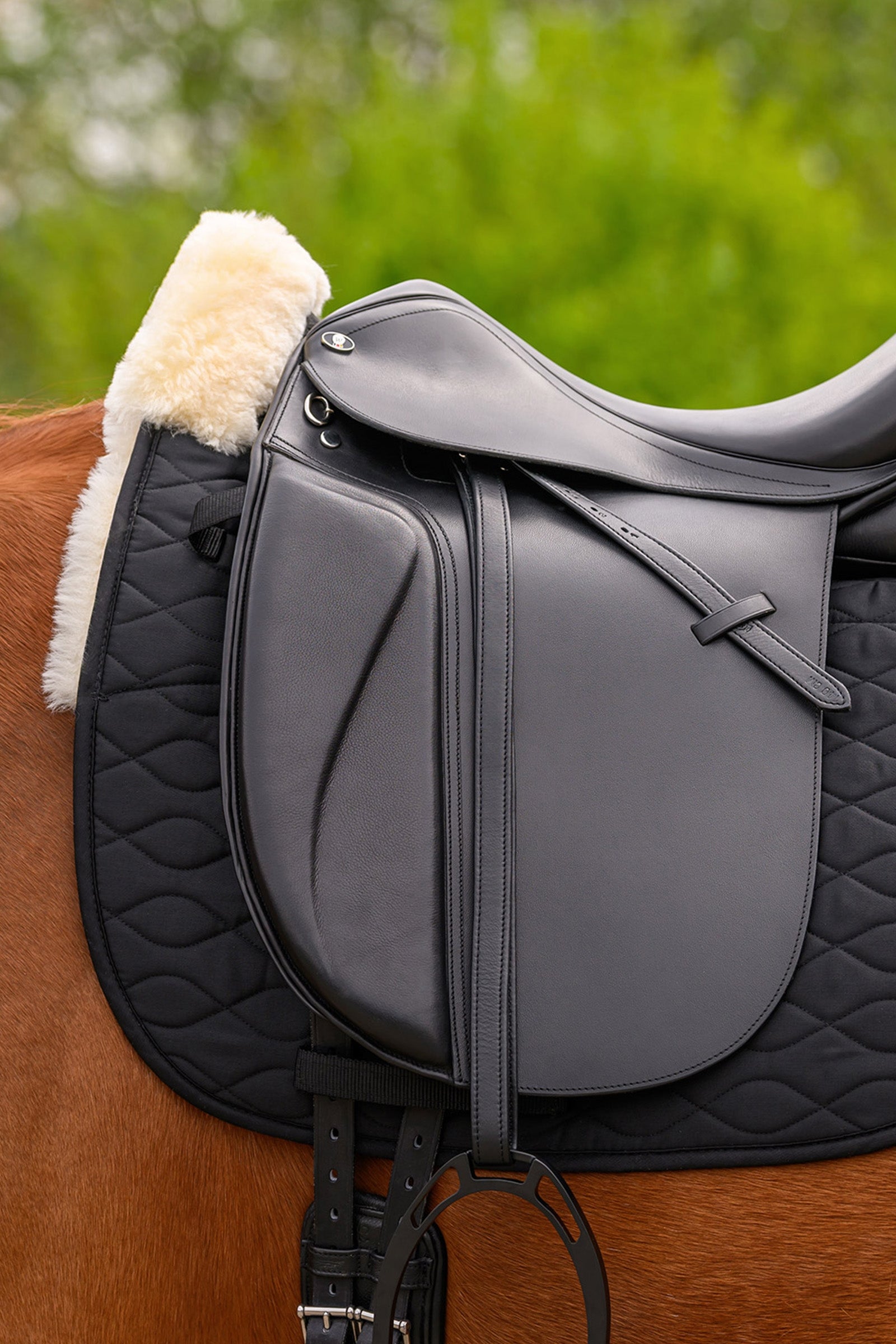 Waldhausen Milan Dressage Saddle Pad With Lambskin Saddle Pads