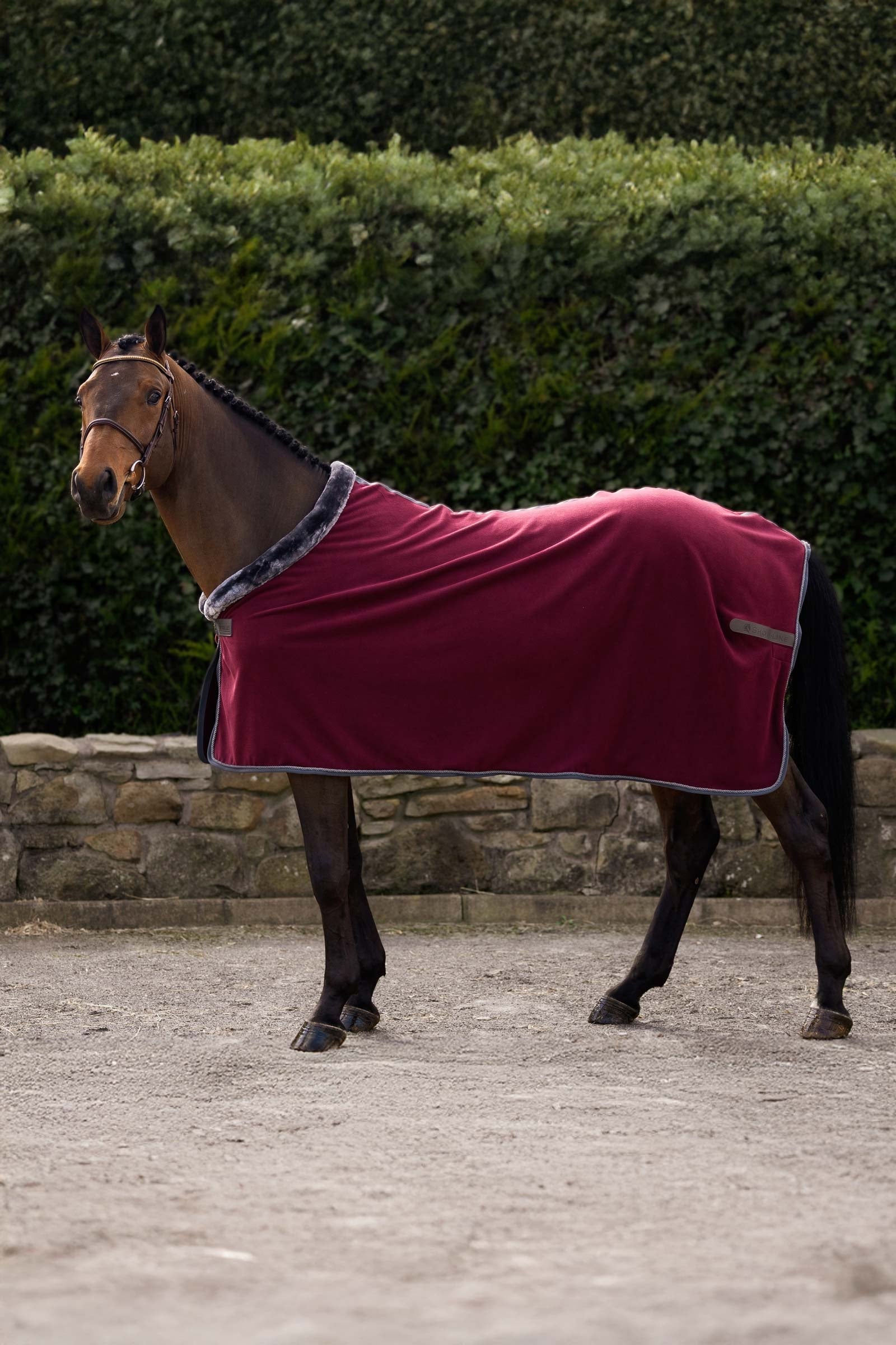 Bucas Show-Line Fleece Rug, 400 g Couvertures cheval