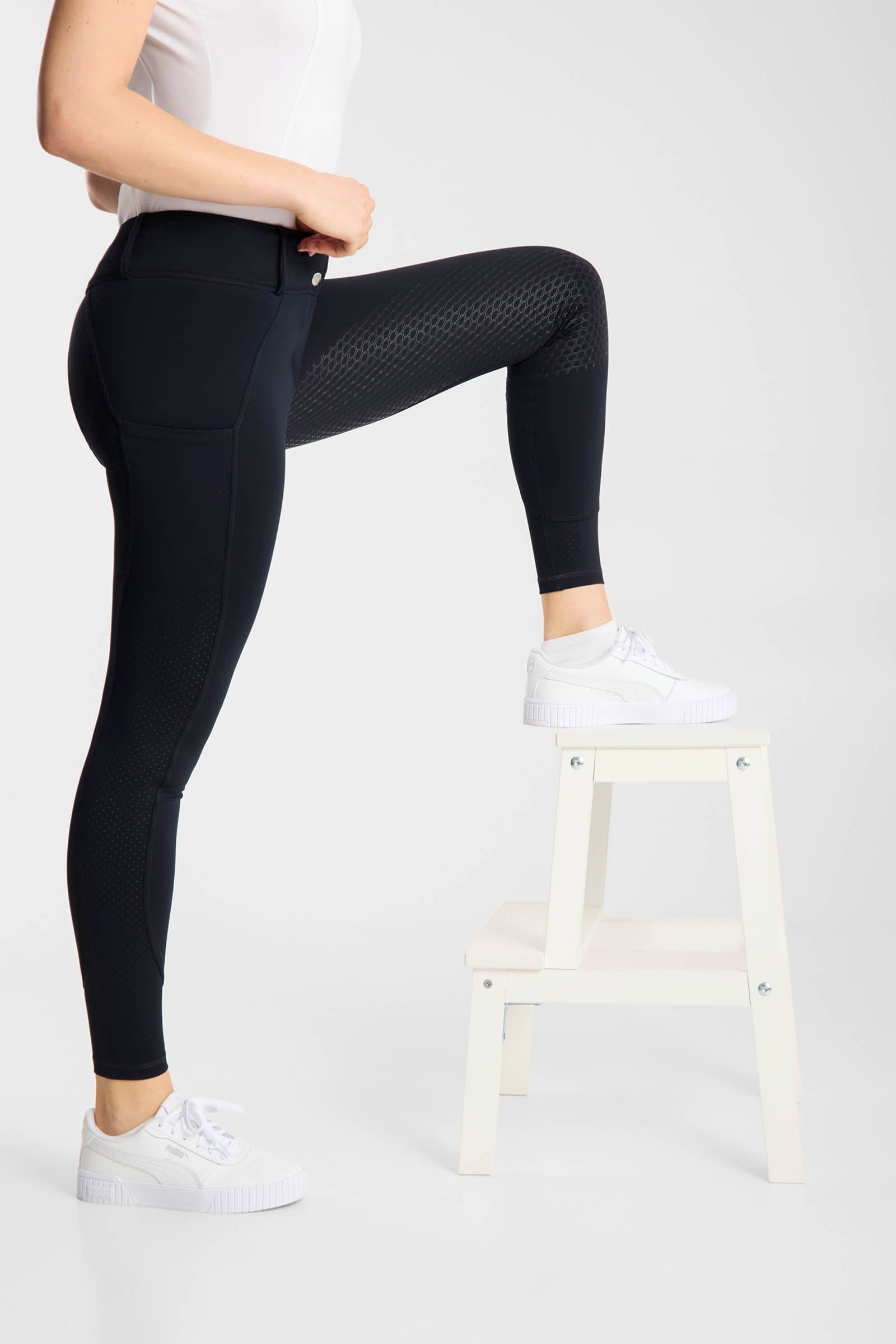 Horze Matilda Women´s Perforated Fullgrip Breeches Womens Breeches