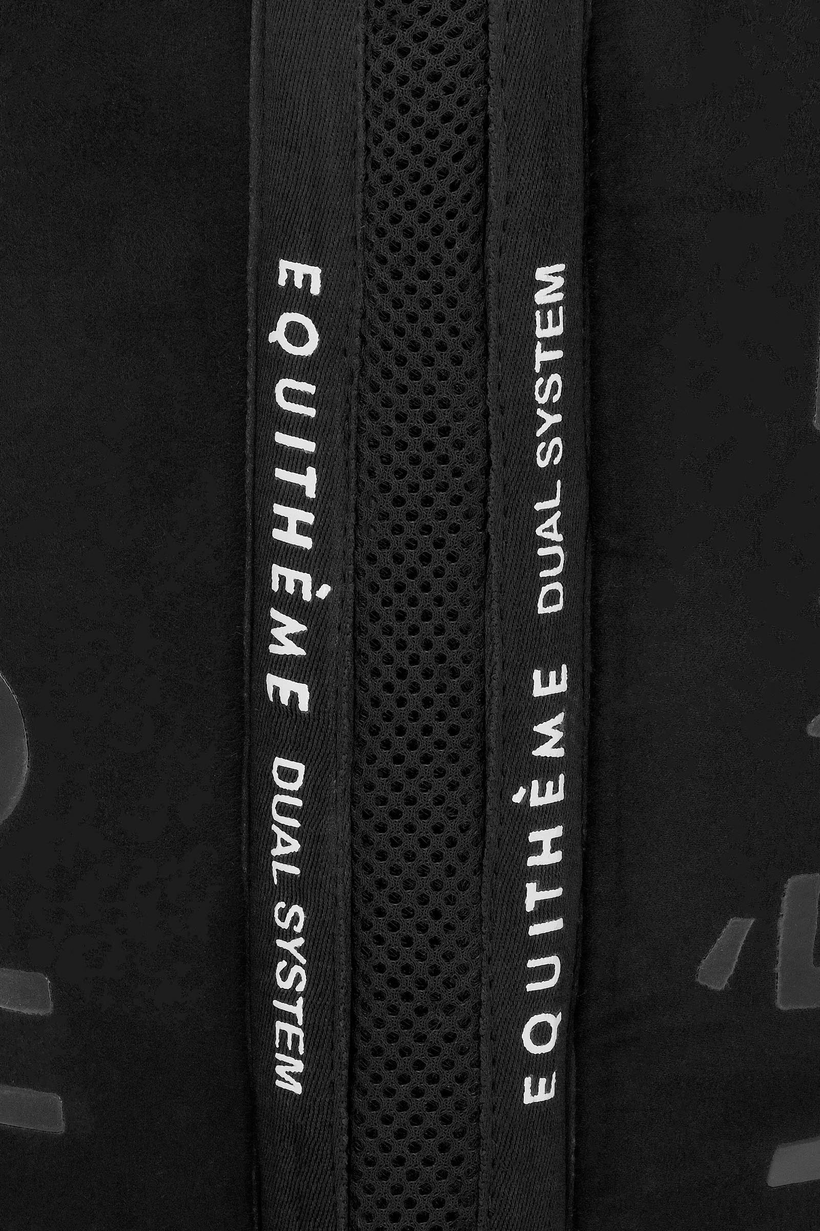 EQUITHÈME Dual System Back Pad Saddle Pads