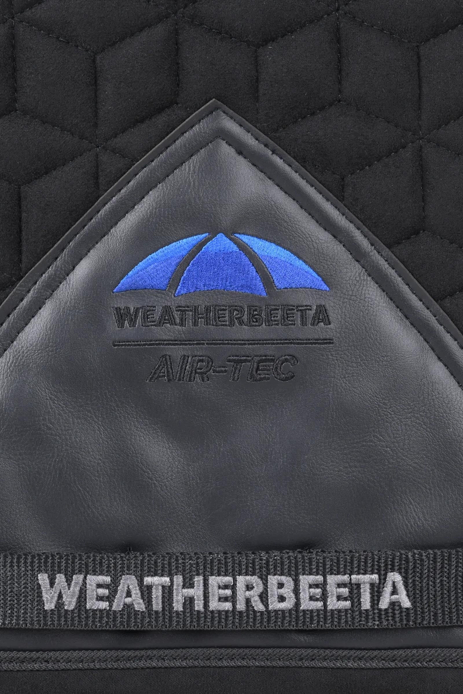 Pack shot 4