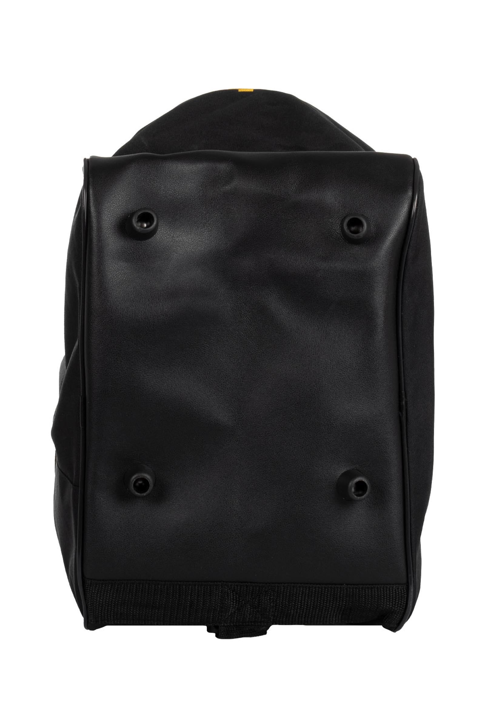 Pack shot 6