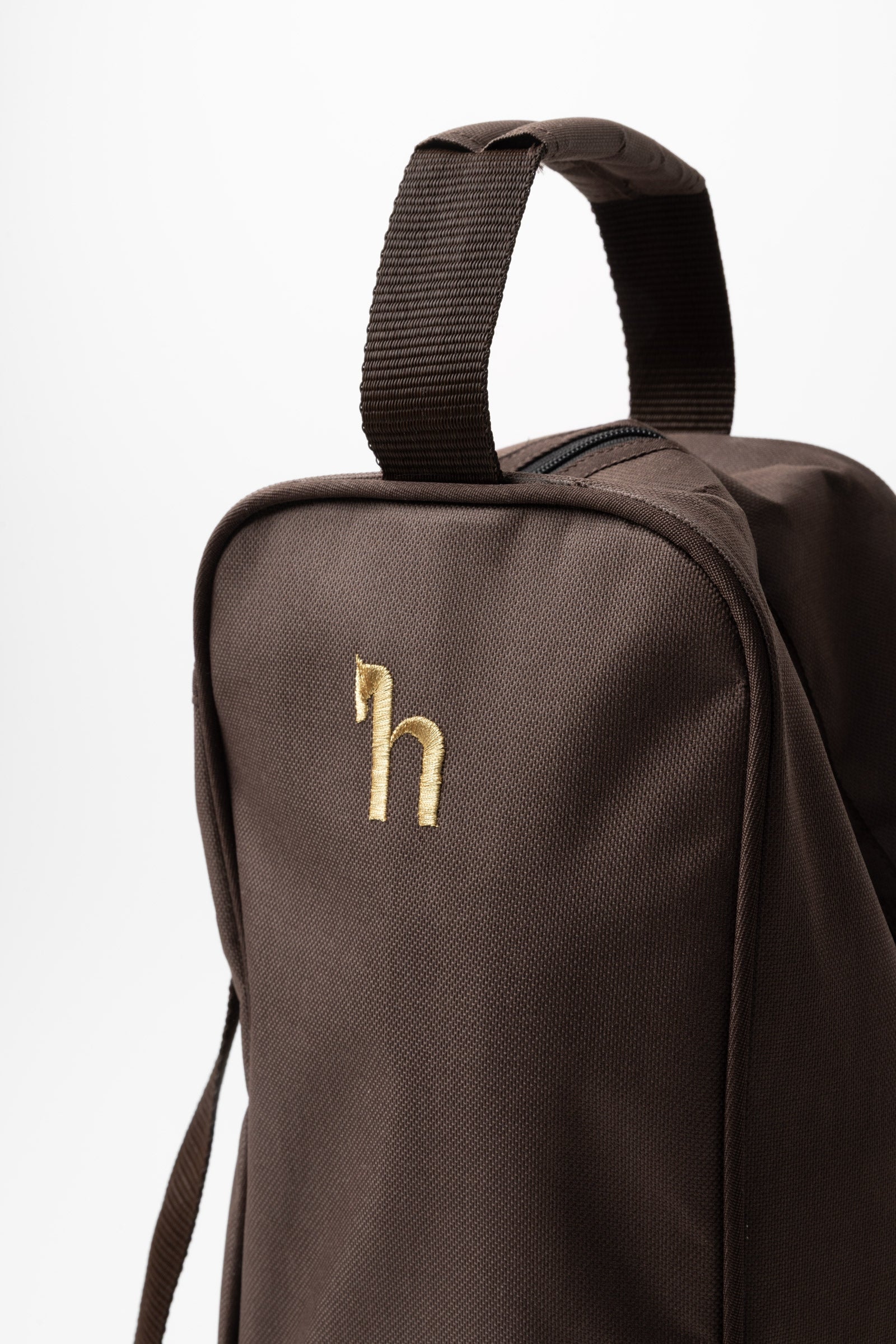 Pack shot 2