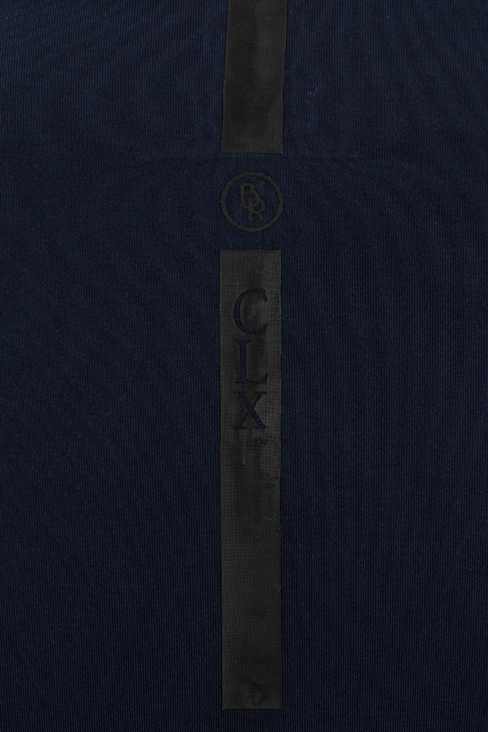 Pack shot 4