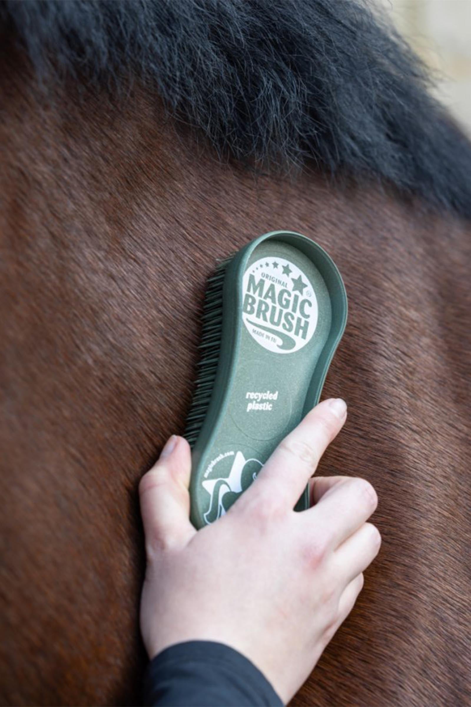 Magic Brush MagicBrush CornFlowers Brush Set Horse Grooming Tools