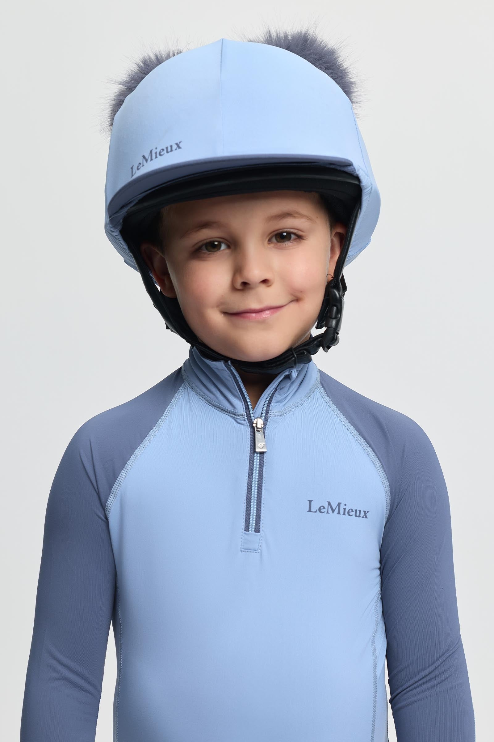 LeMieux Mini couvre-casque à double pompon Vêtements d'équitation enfant