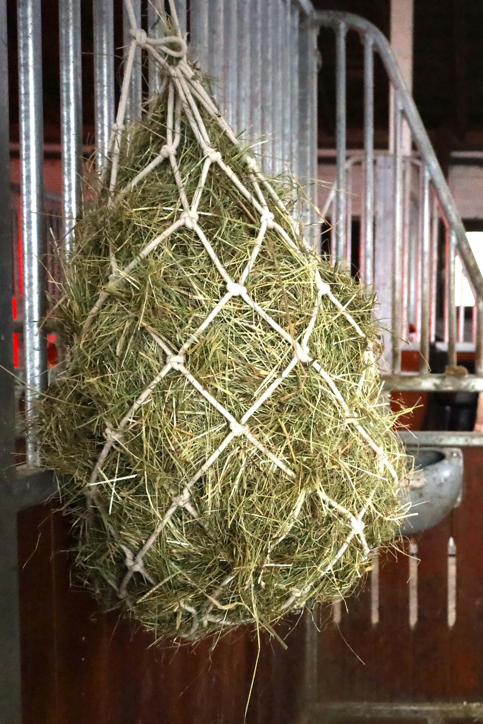 USG Cotton Hay Net  10x10cm Mesh Horse Feeders & Waterers