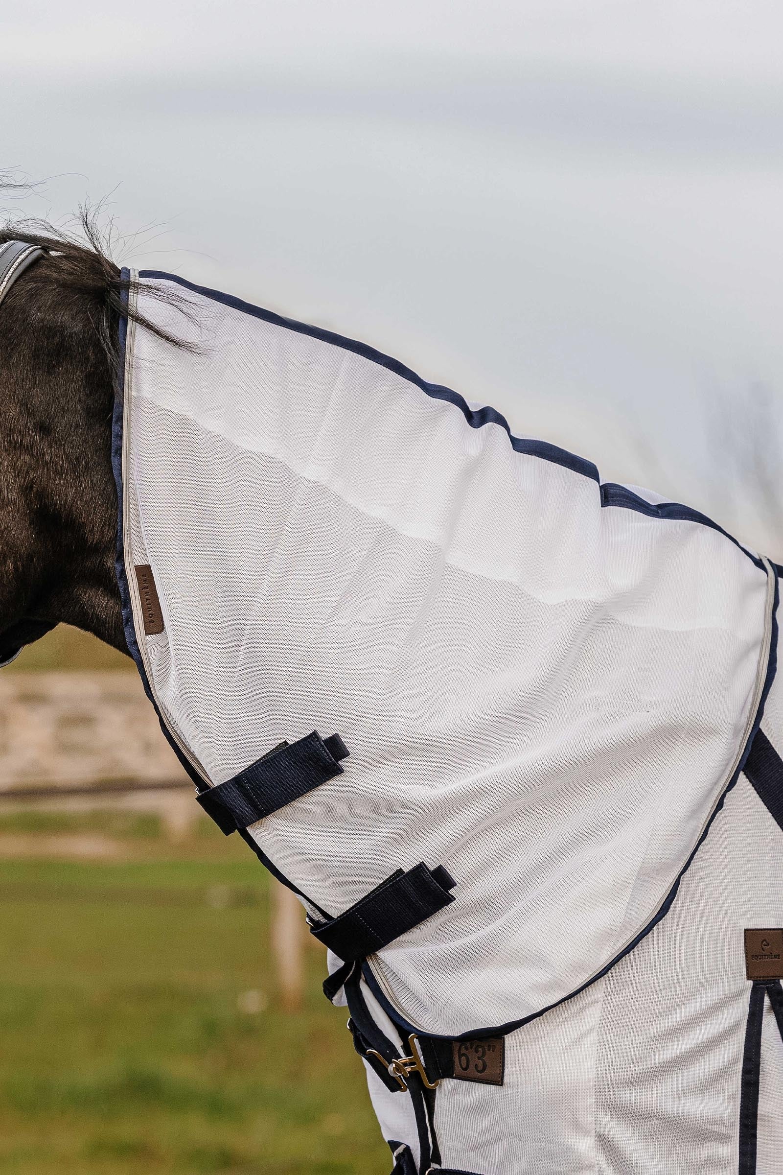 Equi Theme EQUITHÈME Mesh Neck Cover Horse Rugs