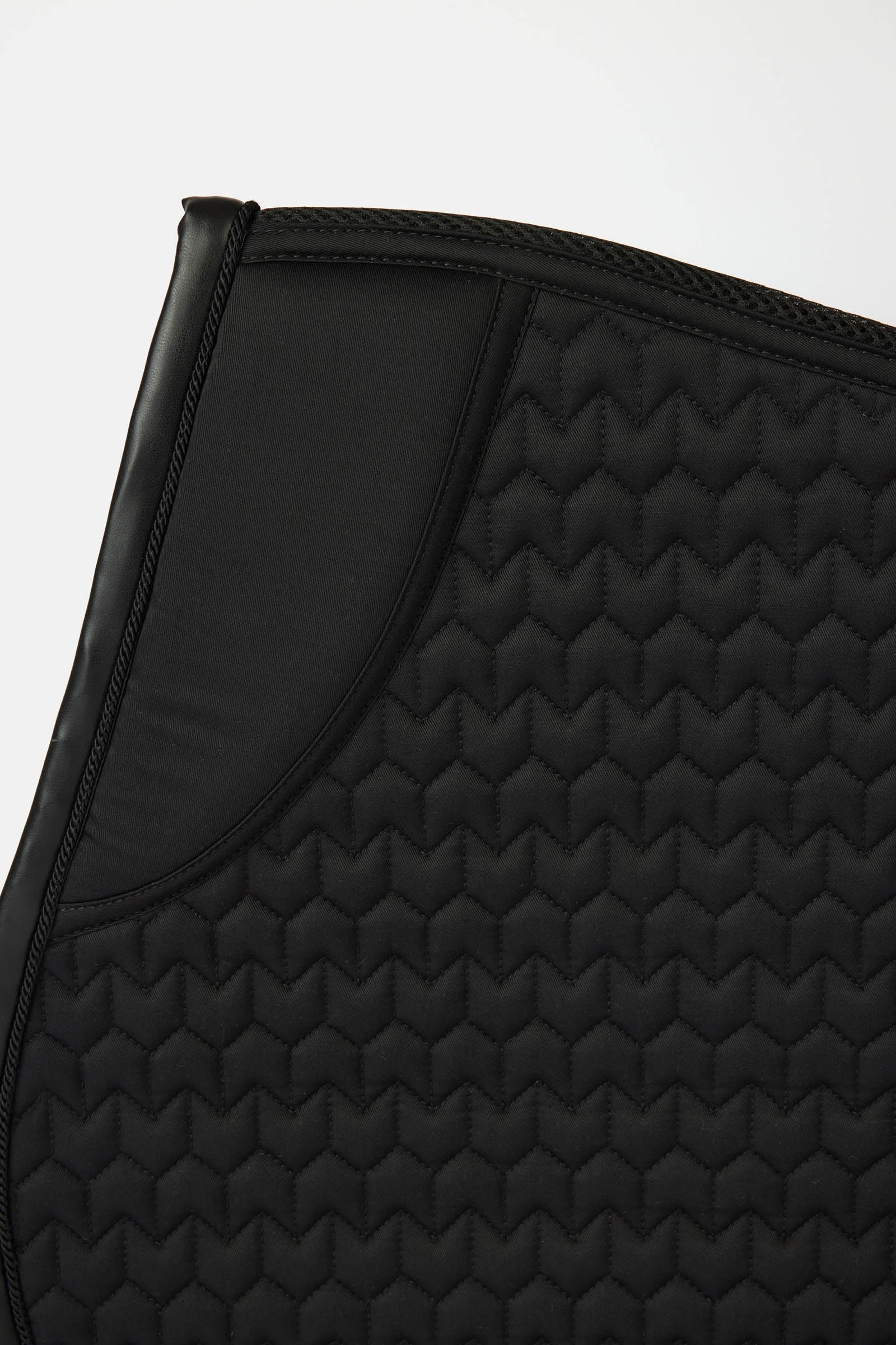 B Vertigo Fusion All Purpose Saddle Pad Saddle Pads
