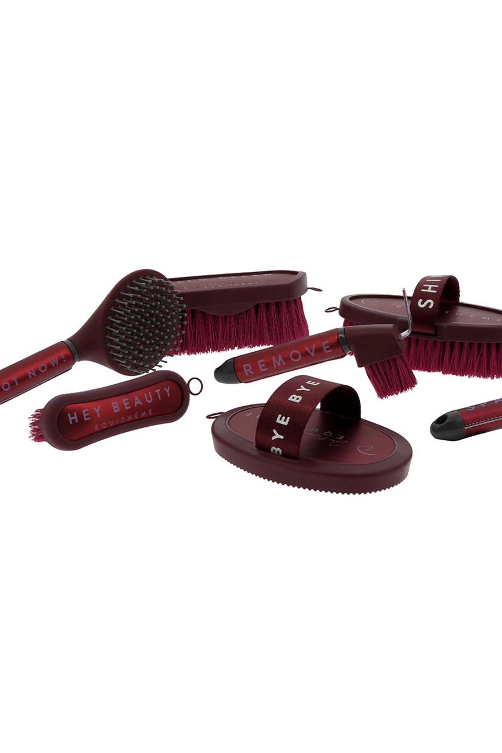 EQUITHÈME Je t'aime Soft Brush Horse Grooming Tools
